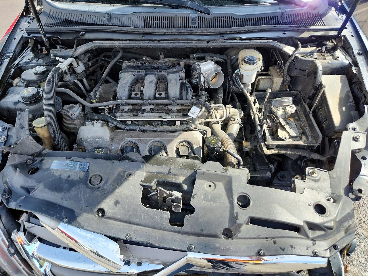 2010 FORD TAURUS LIMITED photo 31