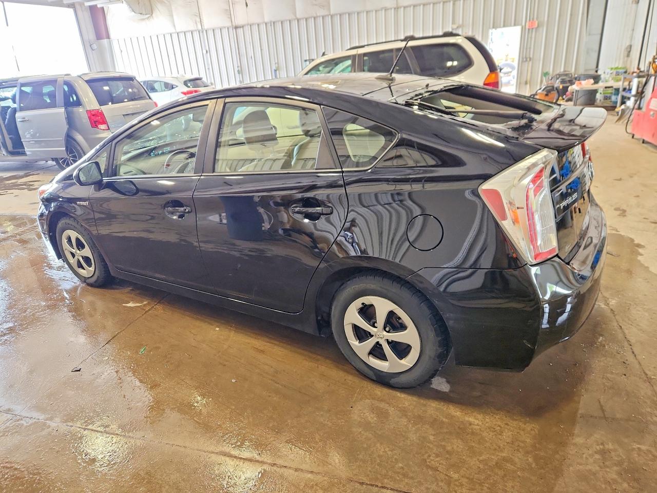 2014 TOYOTA PRIUS FOUR photo 4
