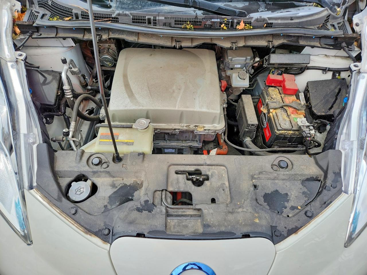 2017 NISSAN LEAF S photo 31