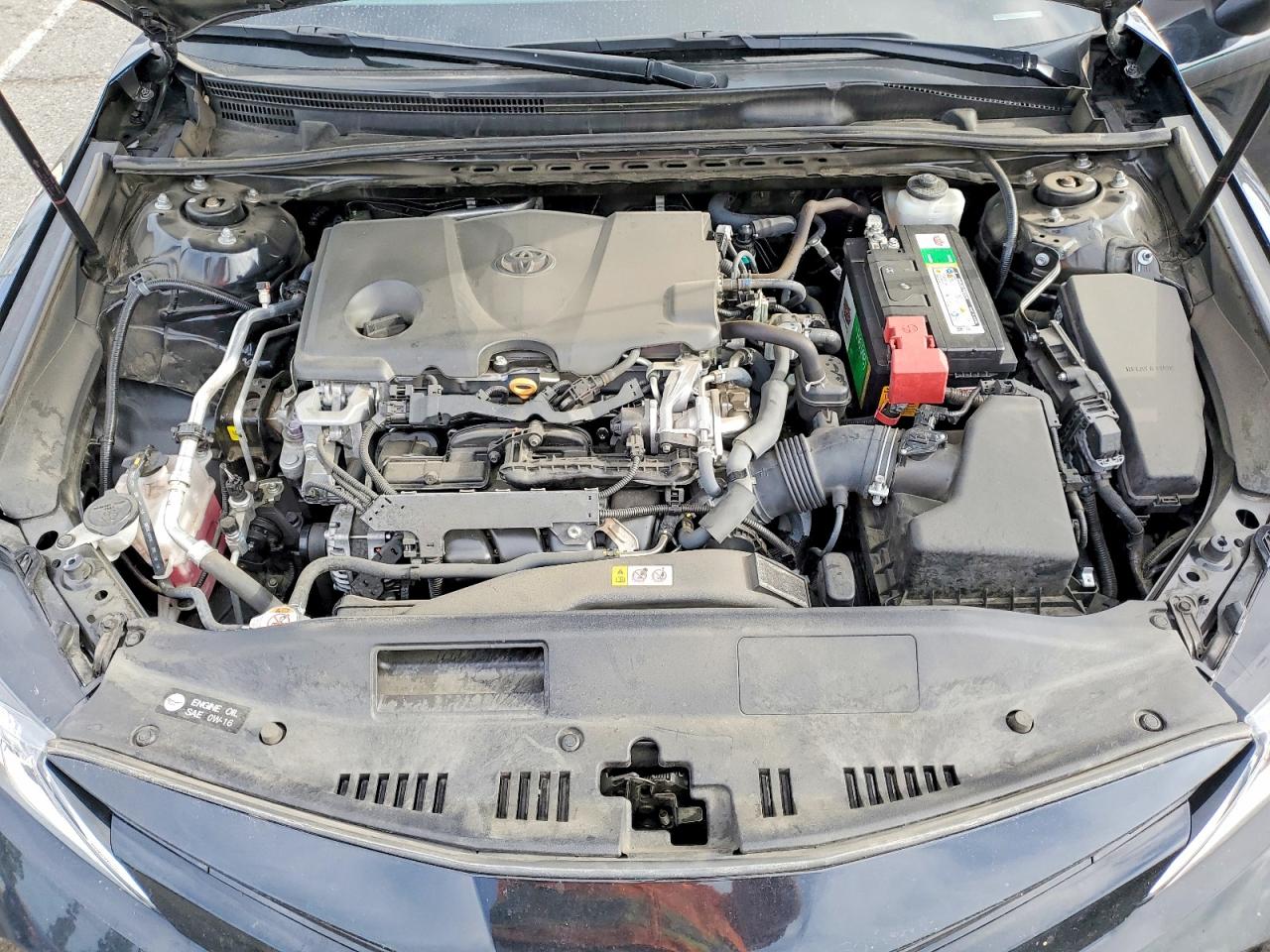 2019 TOYOTA CAMRY LE photo 11