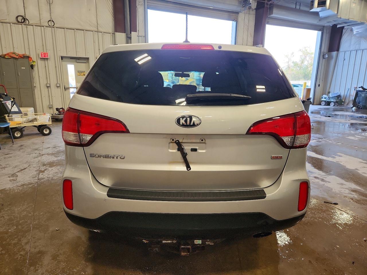 2014 KIA SORENTO LX photo 11