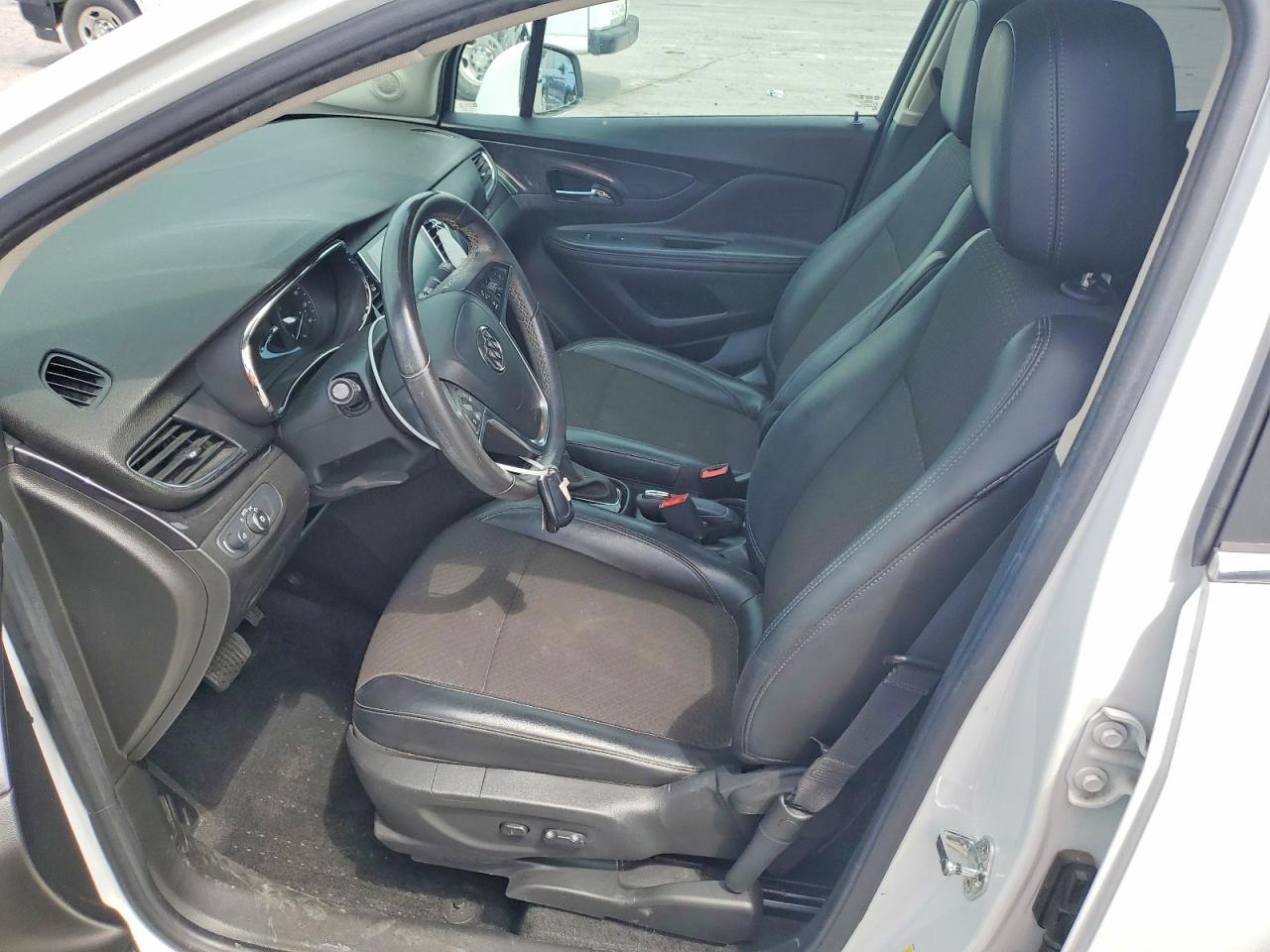 2019 BUICK ENCORE PREFERRED photo 13