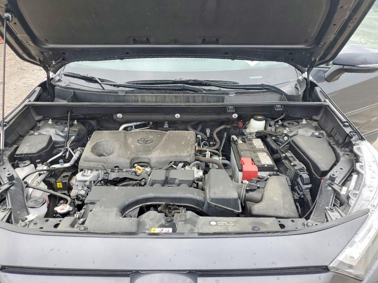 2024 TOYOTA RAV4 XLE PREMIUM photo 12