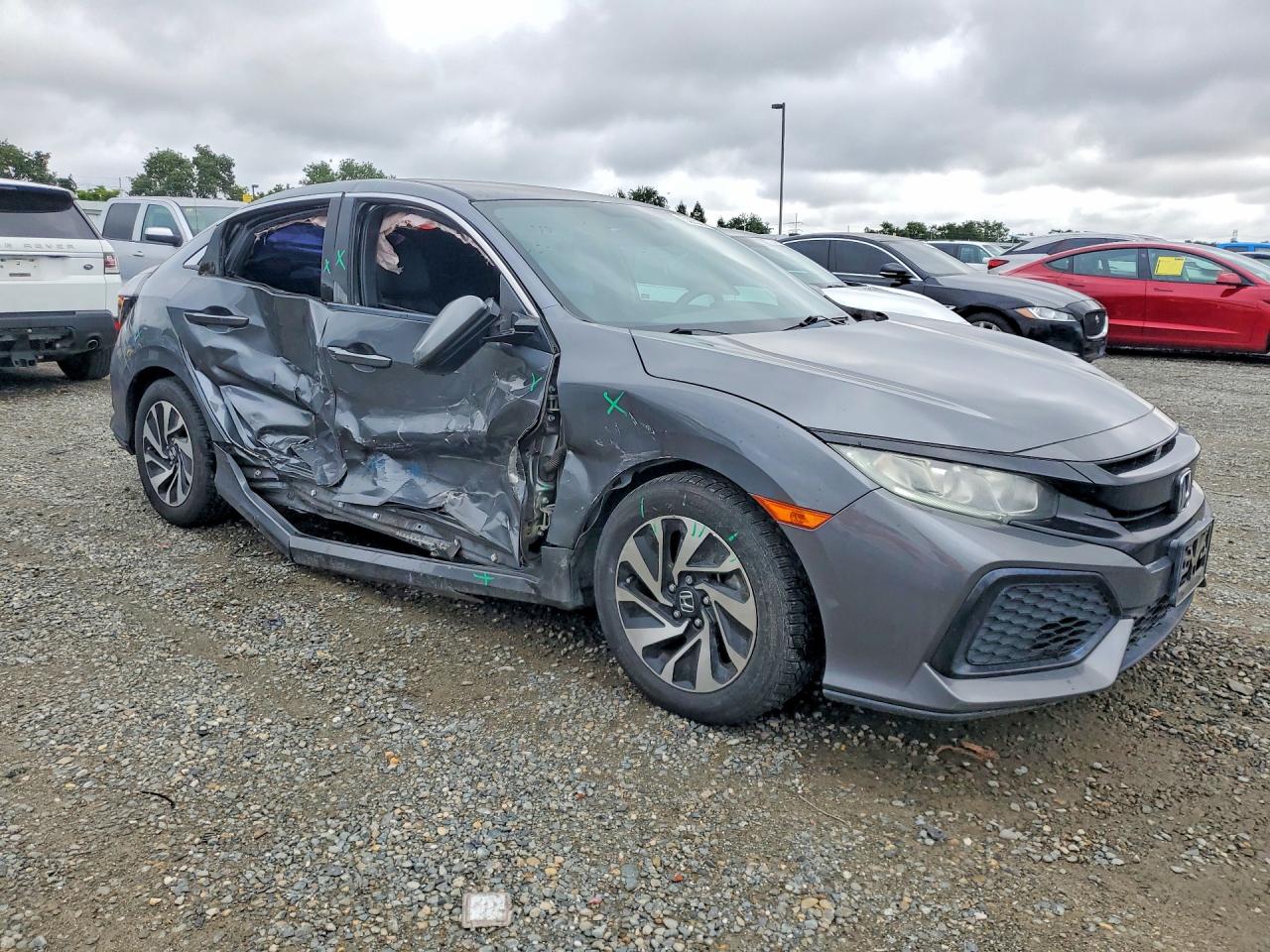 2017 HONDA CIVIC LX photo 7
