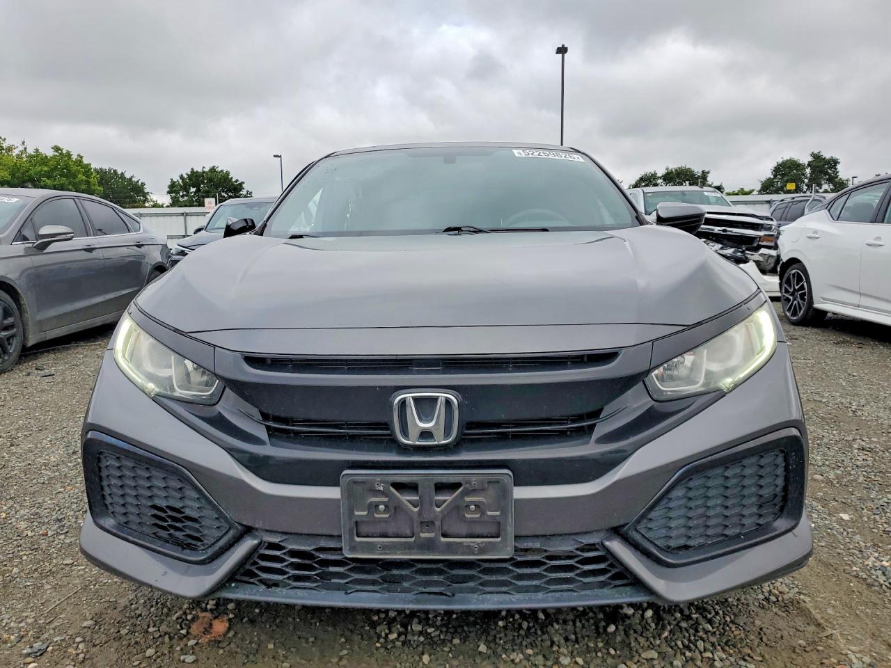 2017 HONDA CIVIC LX photo 9