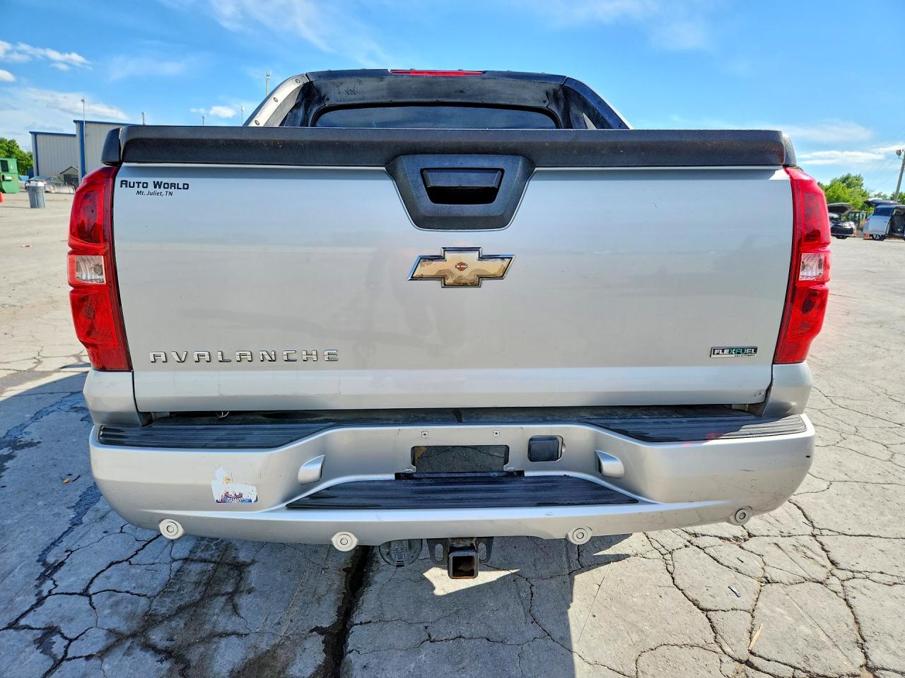 2010 CHEVROLET AVALANCHE LT photo 16