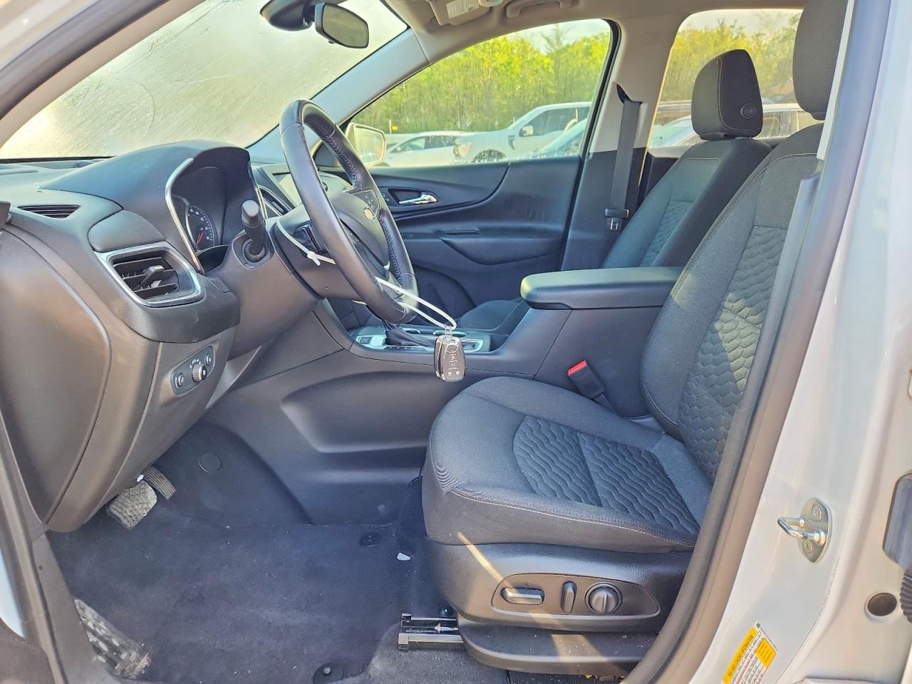 2021 CHEVROLET EQUINOX LT photo 19