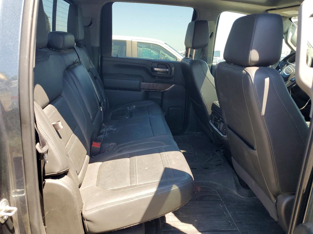 2020 GMC SIERRA K2500 DENALI photo 19