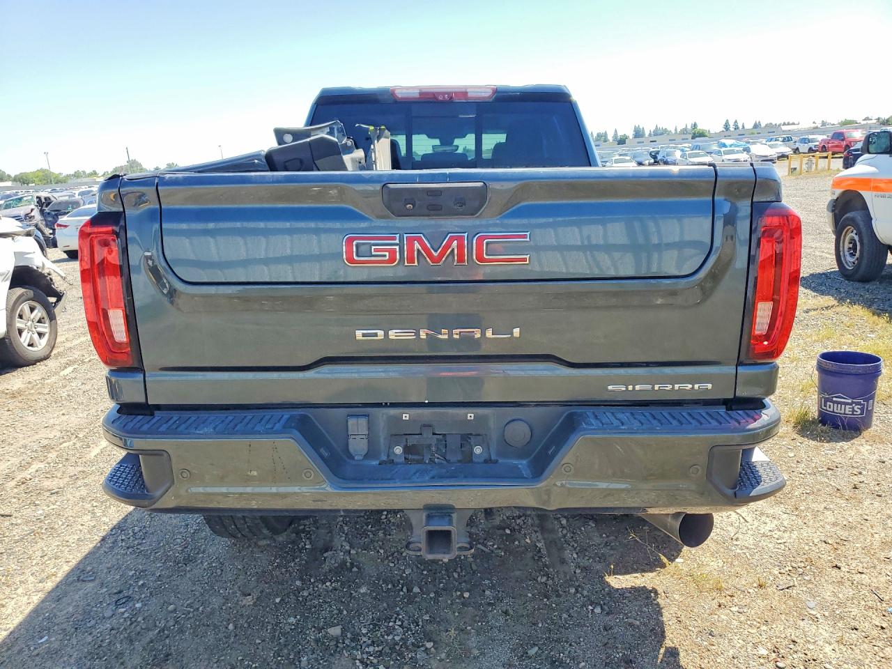 2020 GMC SIERRA K2500 DENALI photo 11