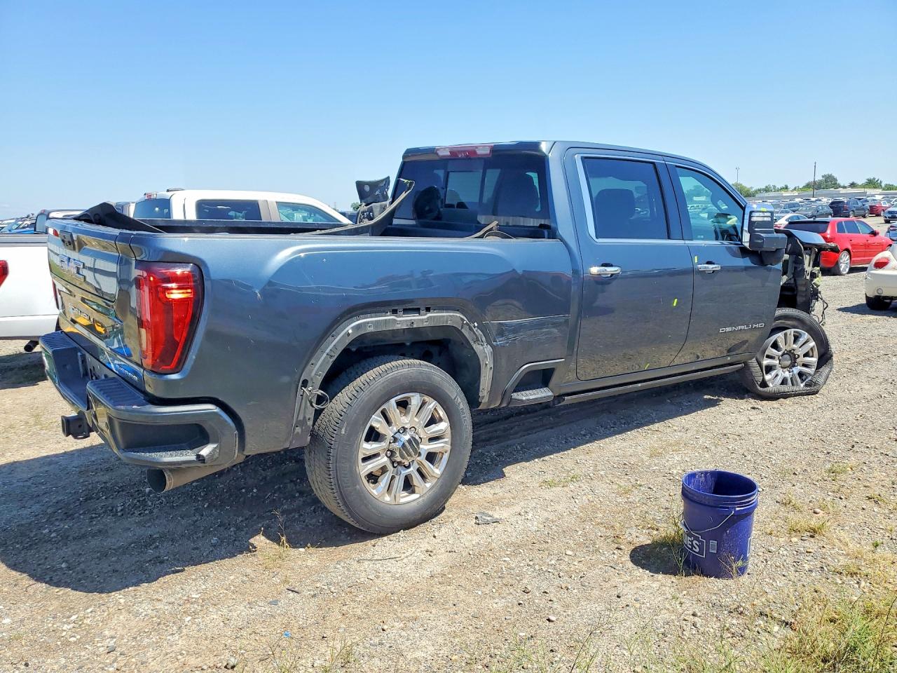 2020 GMC SIERRA K2500 DENALI photo 5