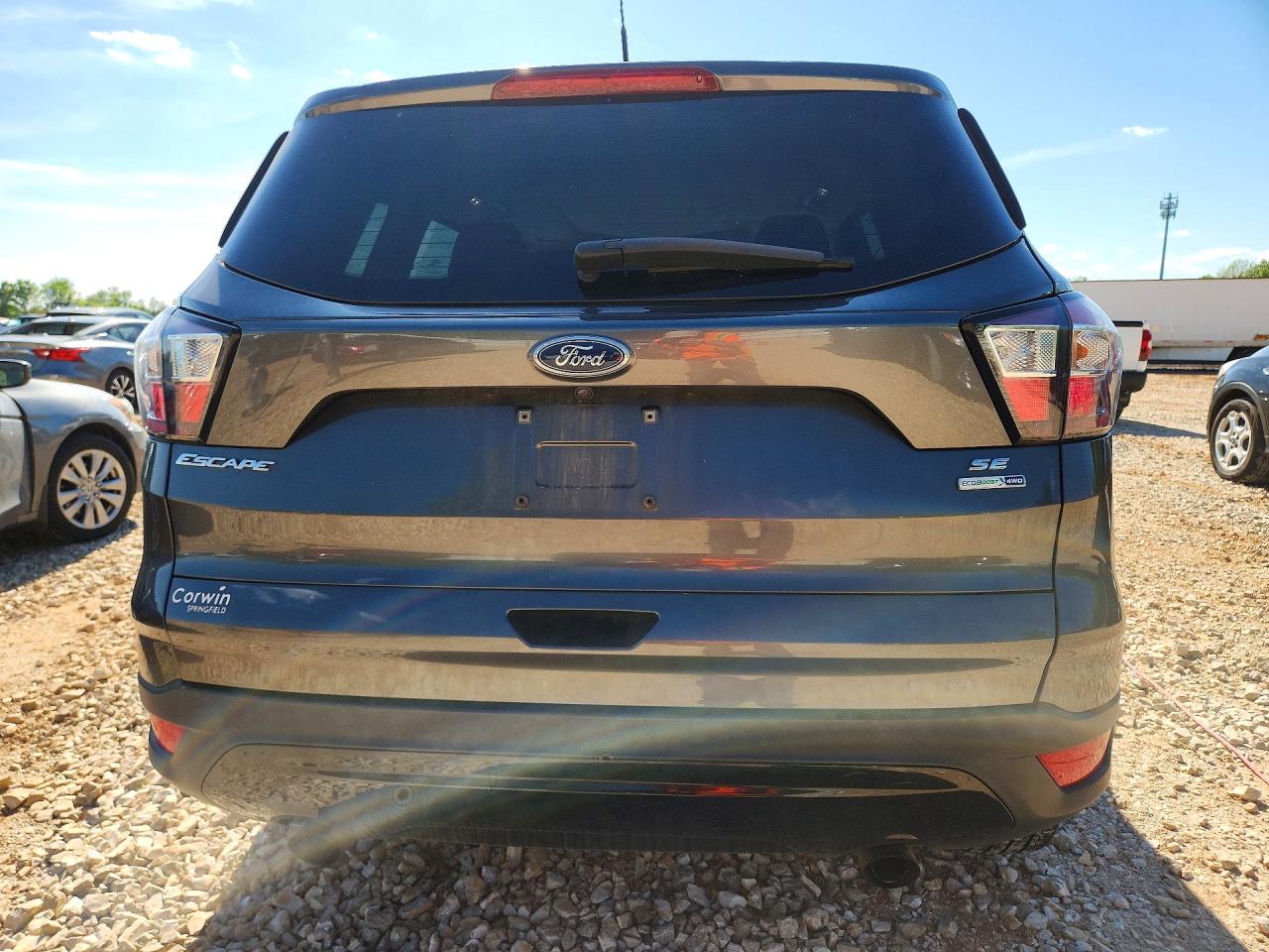 2018 FORD ESCAPE SE photo 16