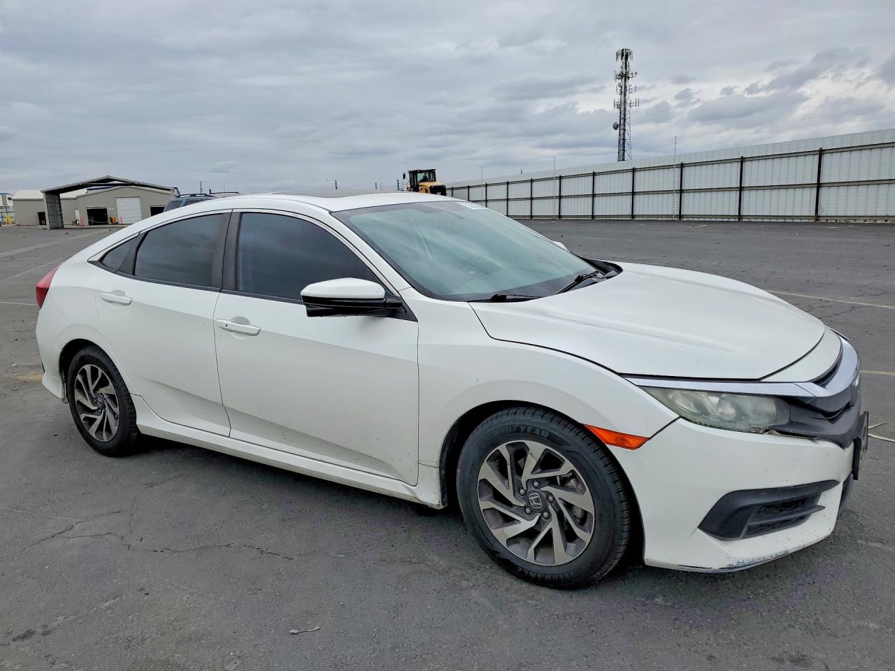 2016 HONDA CIVIC EX photo 10