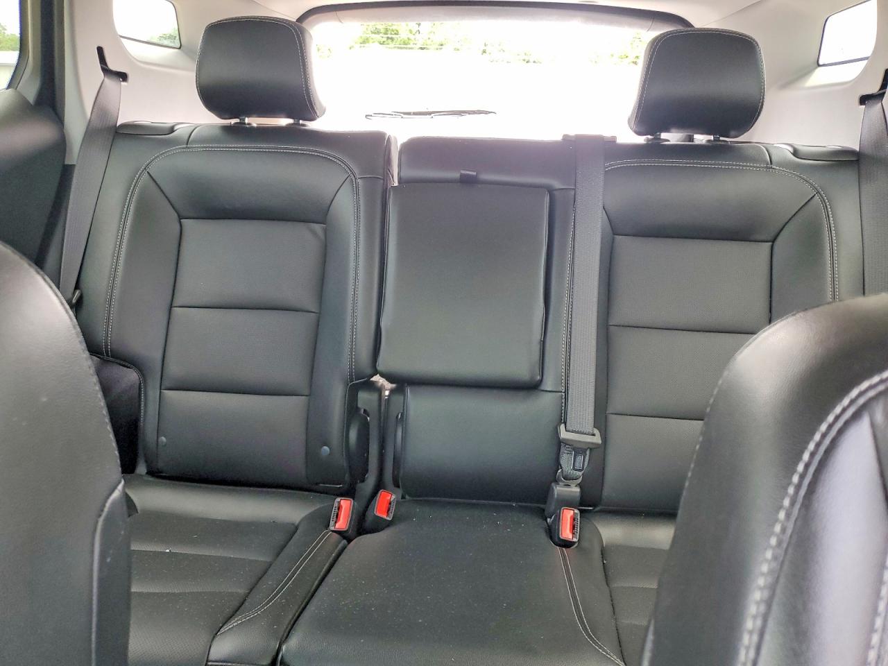 2024 GMC TERRAIN SLT photo 28