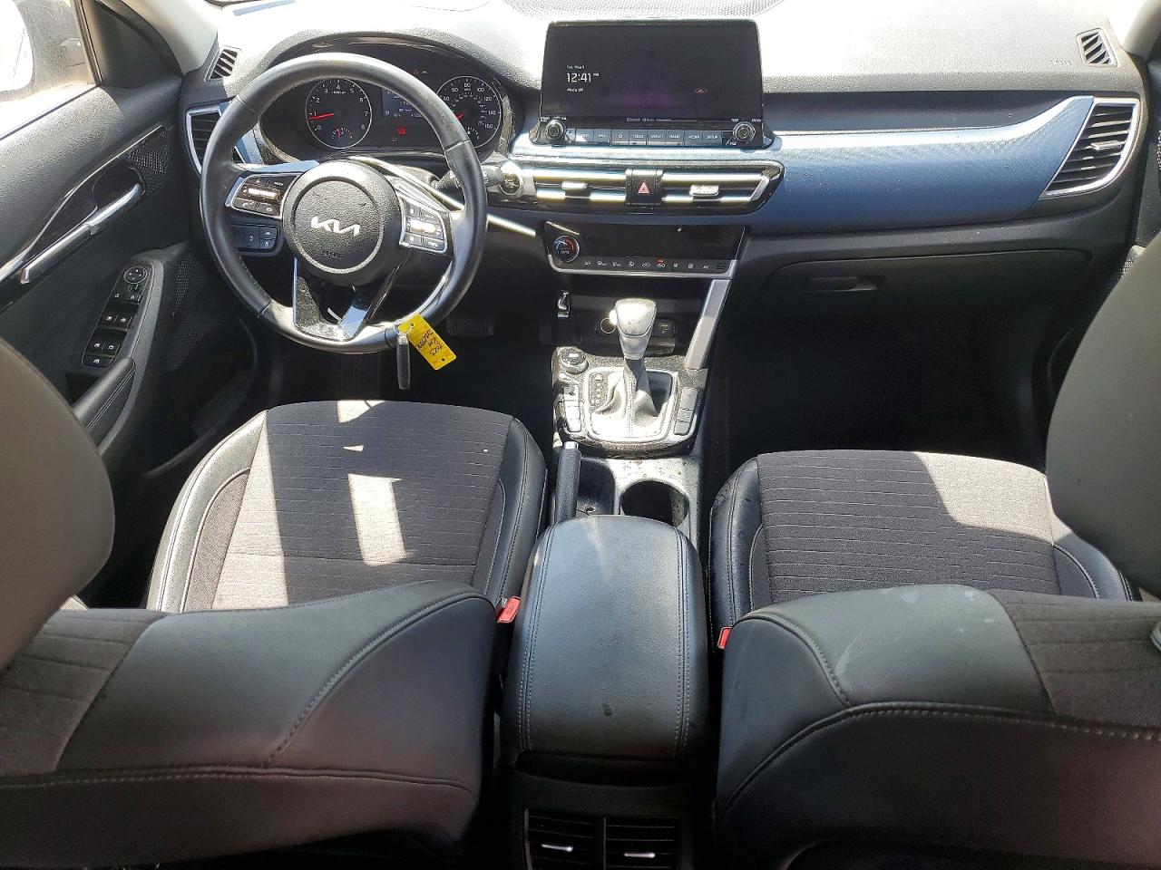2023 KIA SELTOS S photo 15
