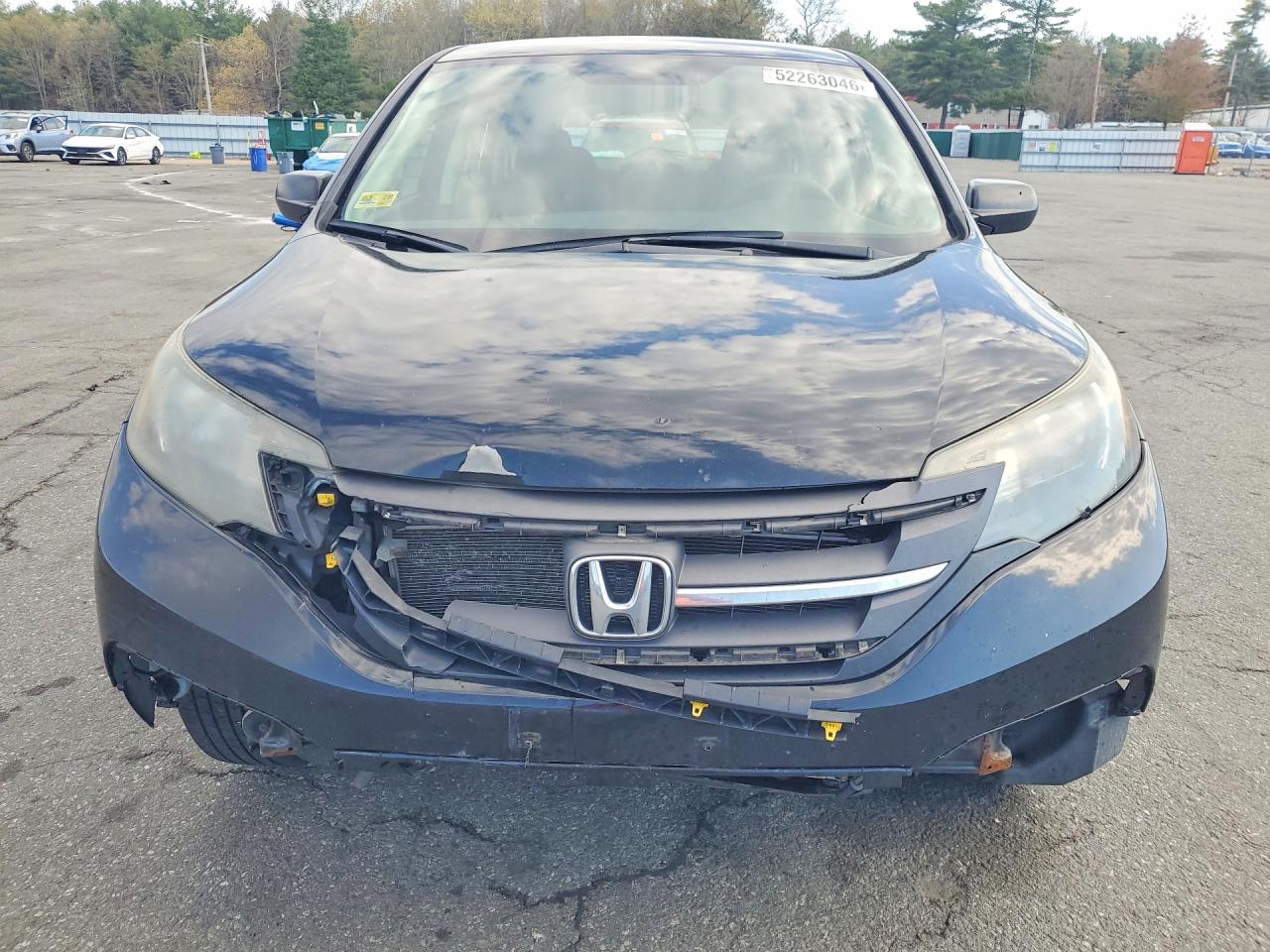 2014 HONDA CR-V LX photo 5