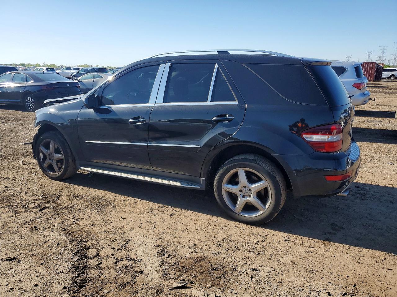 2009 MERCEDES-BENZ ML 550 photo 3