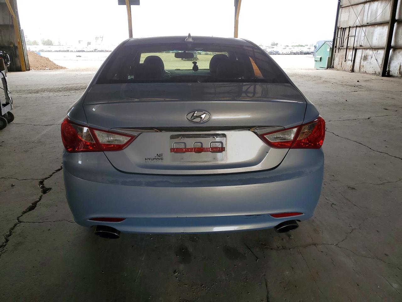 2011 HYUNDAI SONATA SE photo 11
