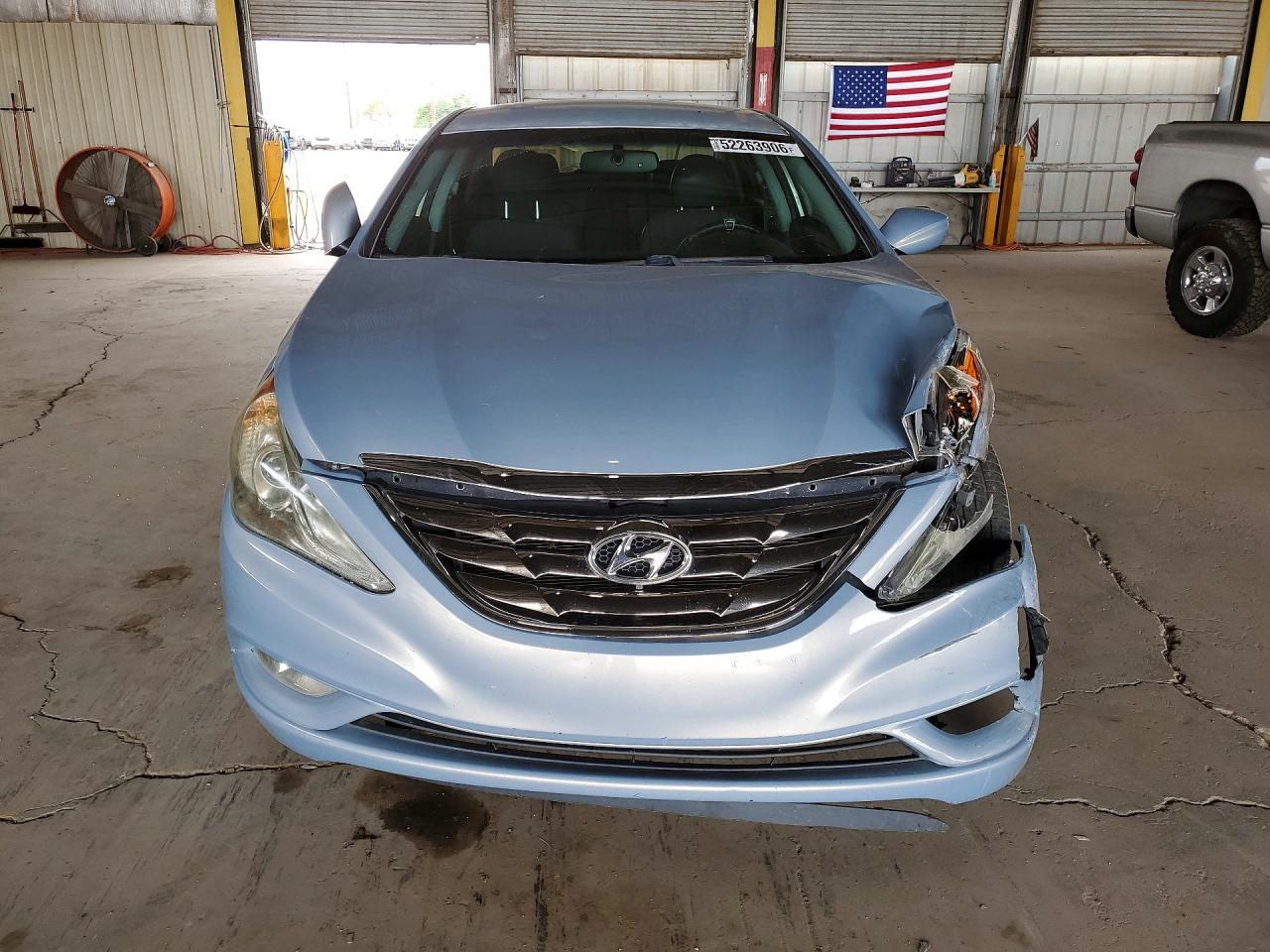 2011 HYUNDAI SONATA SE photo 9