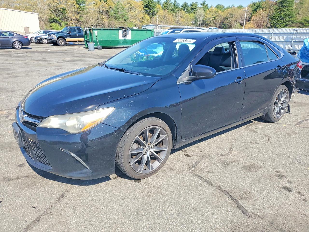 2016 TOYOTA CAMRY