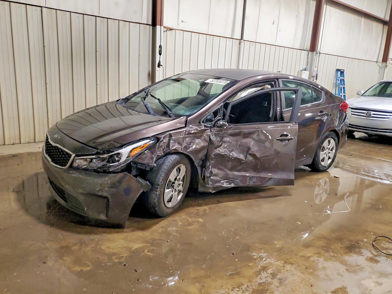 2017 KIA FORTE