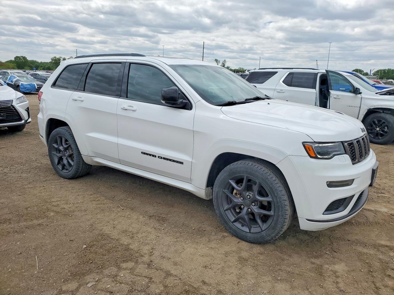 2019 JEEP GRAND CHEROKEE LIMITED photo 4