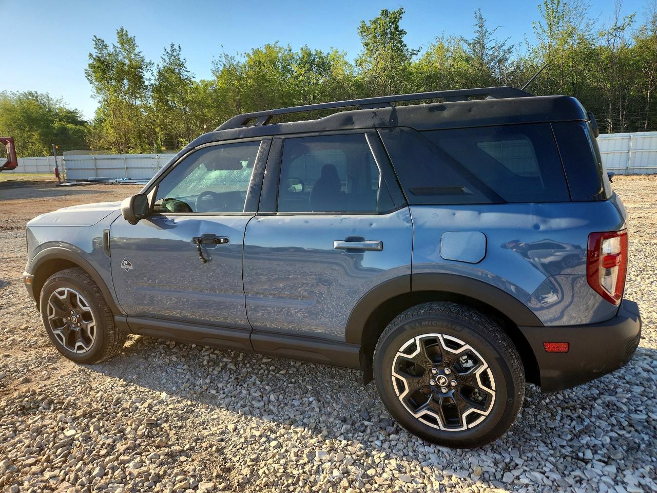 2025 FORD BRONCO SPORT OUTER BANKS photo 2