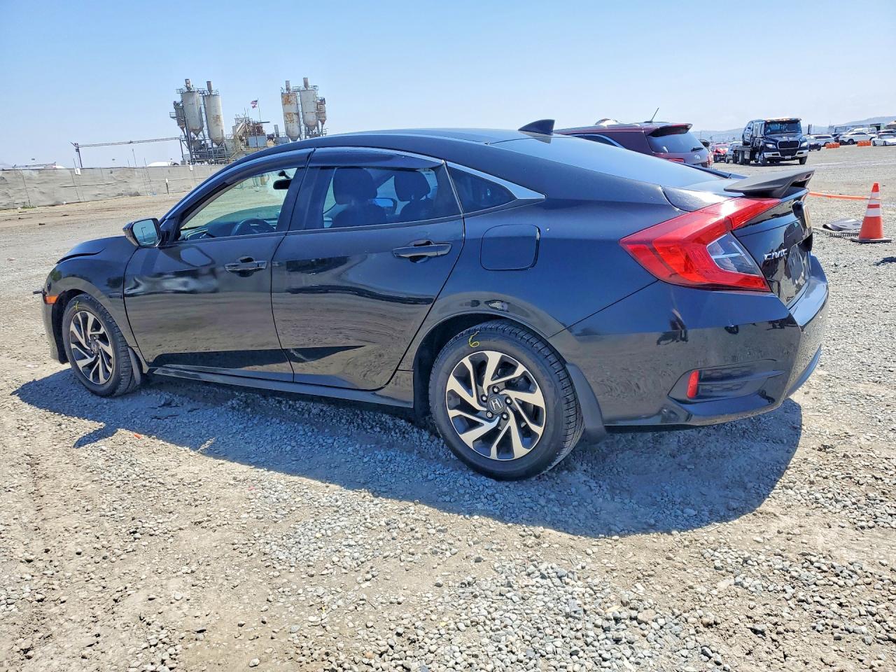 2017 HONDA CIVIC EX photo 3