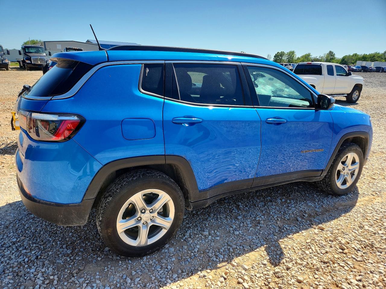2024 JEEP COMPASS LATITUDE photo 5