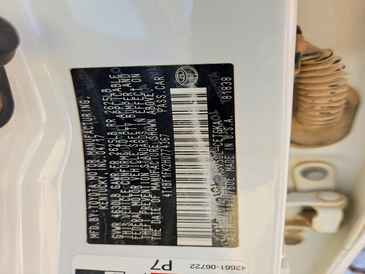 2017 TOYOTA CAMRY XLE photo 34