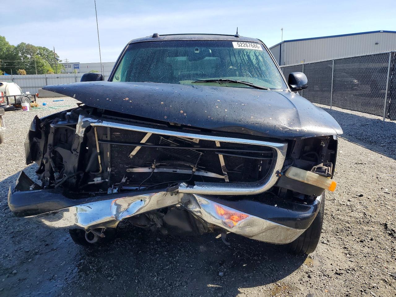 2004 GMC YUKON photo 13