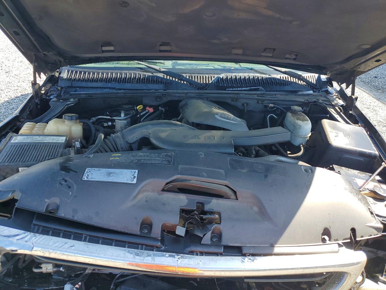 2004 GMC YUKON photo 31