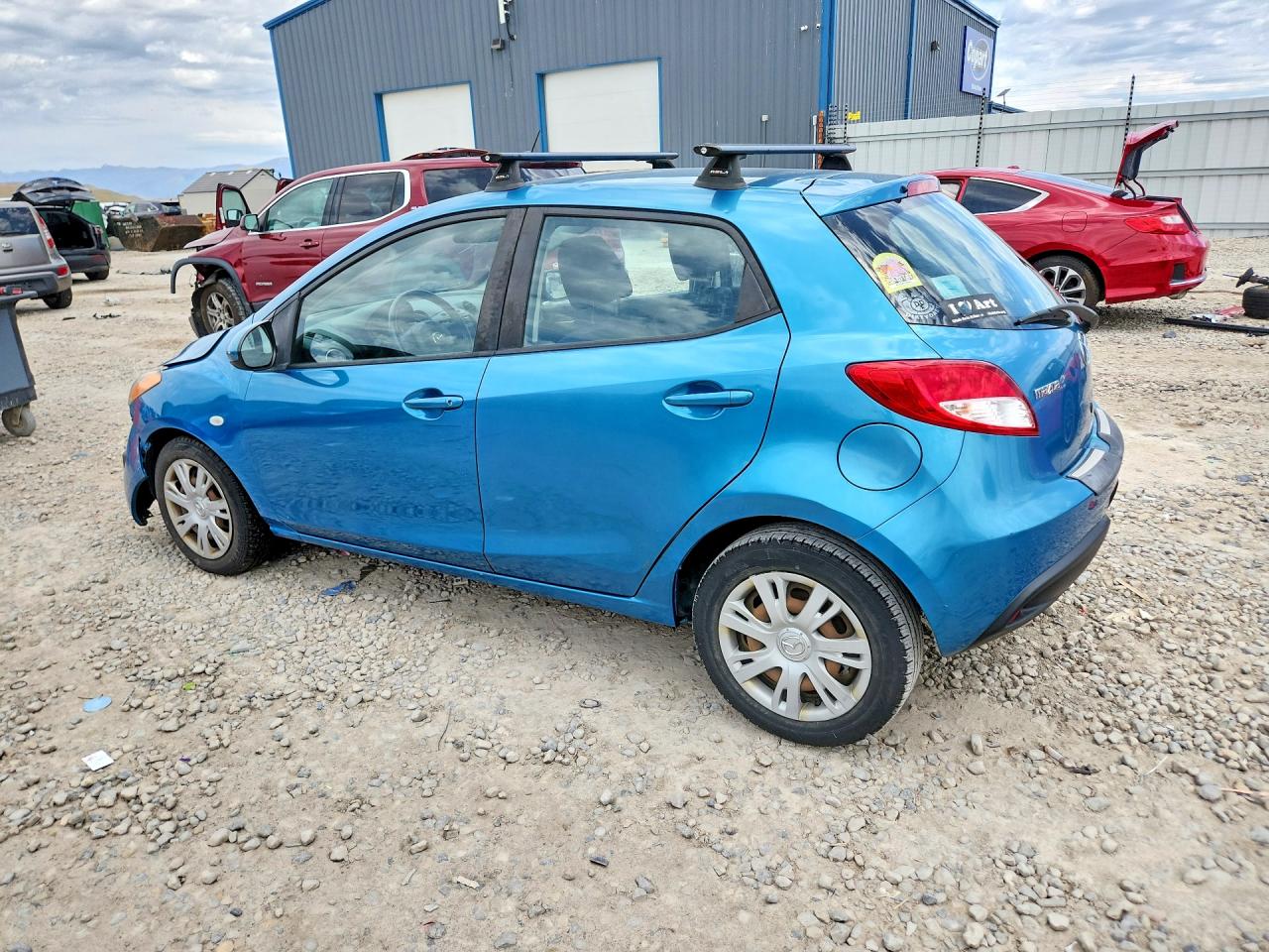 2011 MAZDA MAZDA2 photo 2