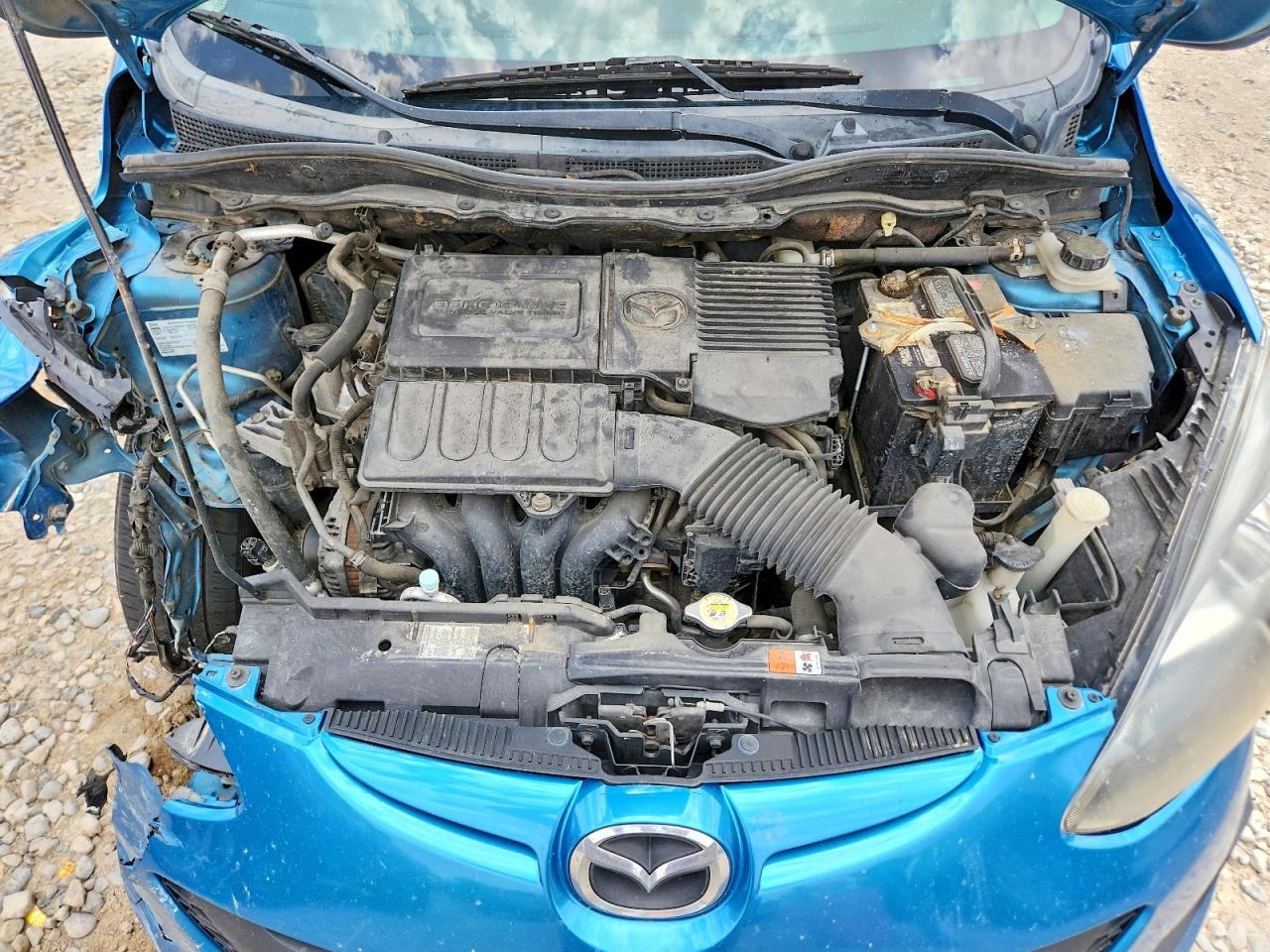 2011 MAZDA MAZDA2 photo 11