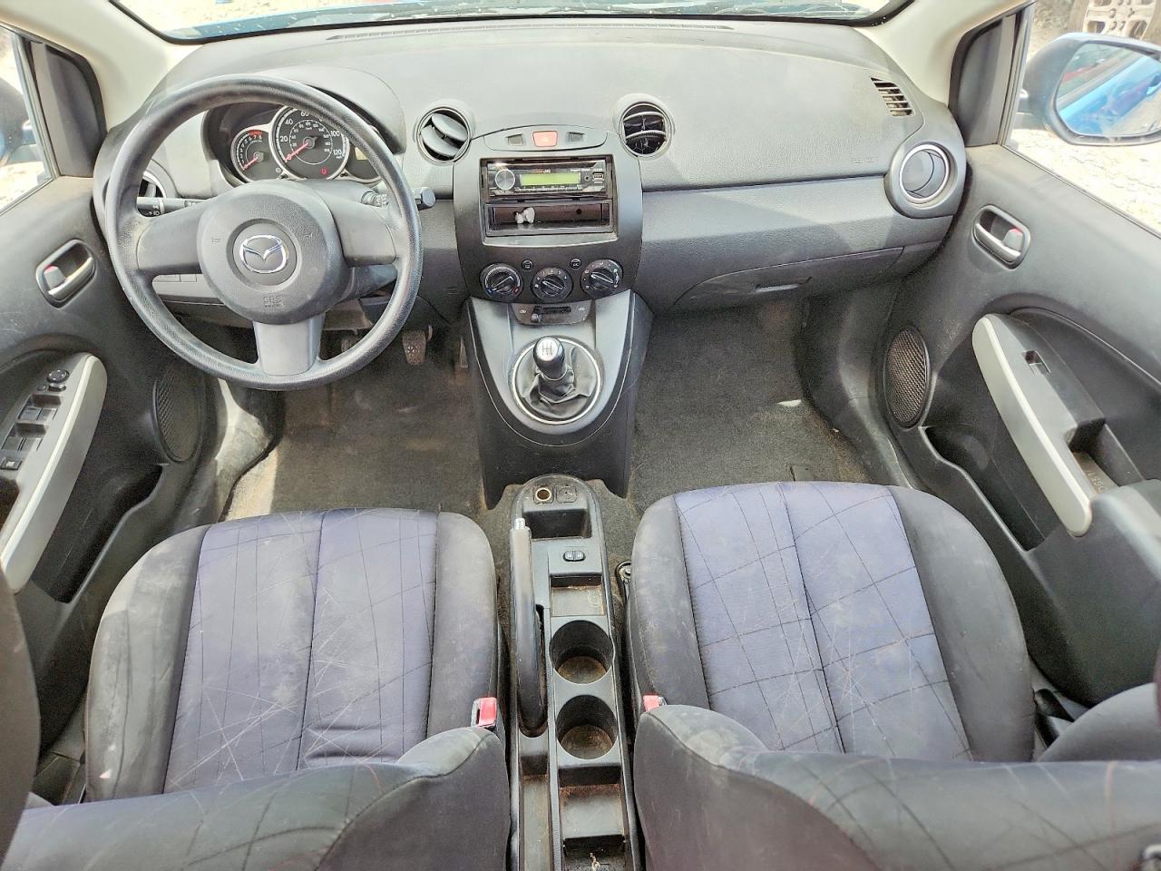 2011 MAZDA MAZDA2 photo 8