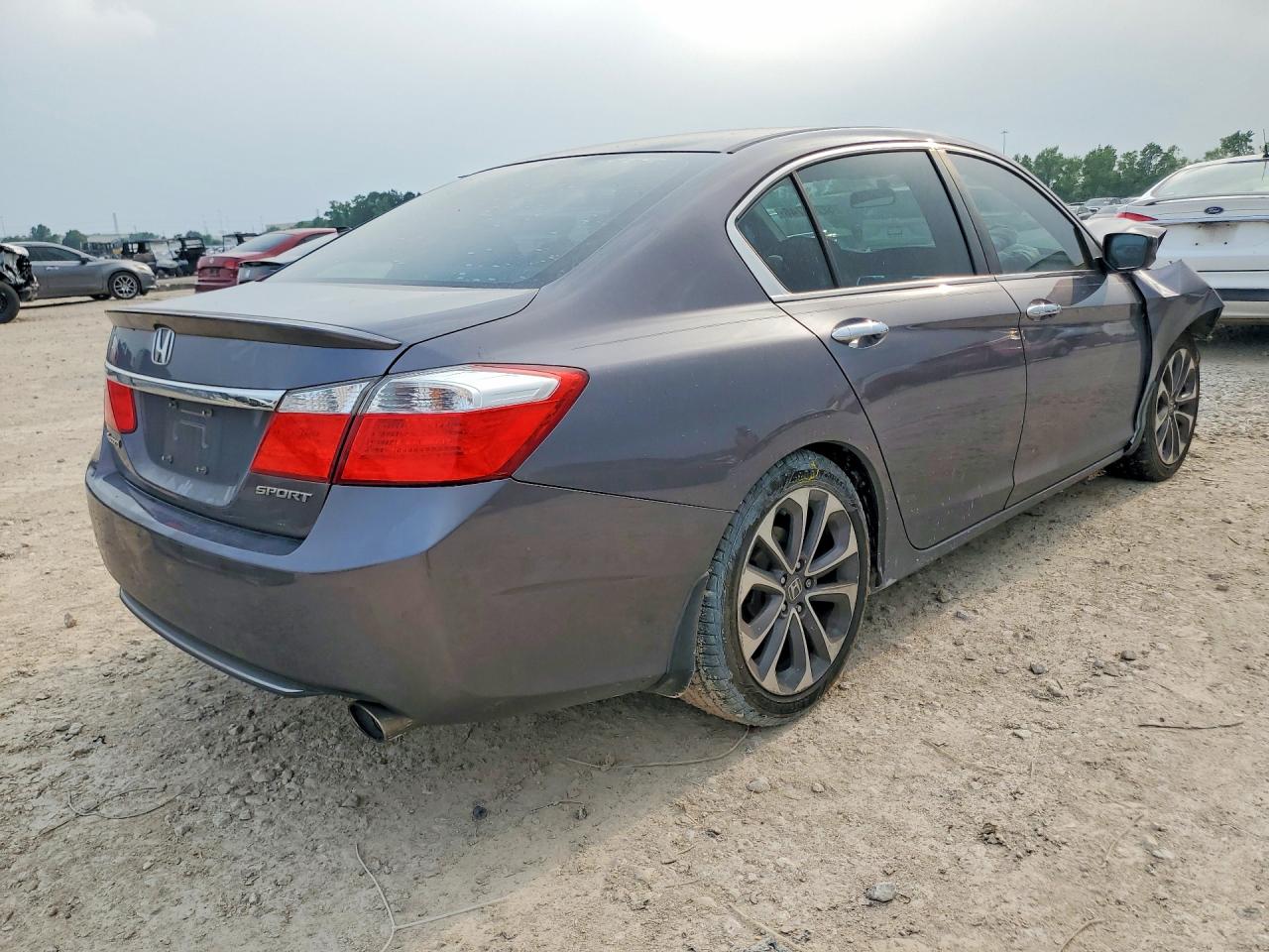 2015 HONDA ACCORD SPORT photo 5