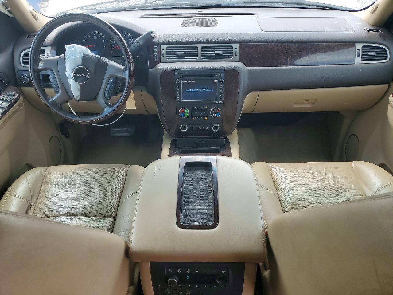 2012 GMC YUKON XL DENALI photo 22