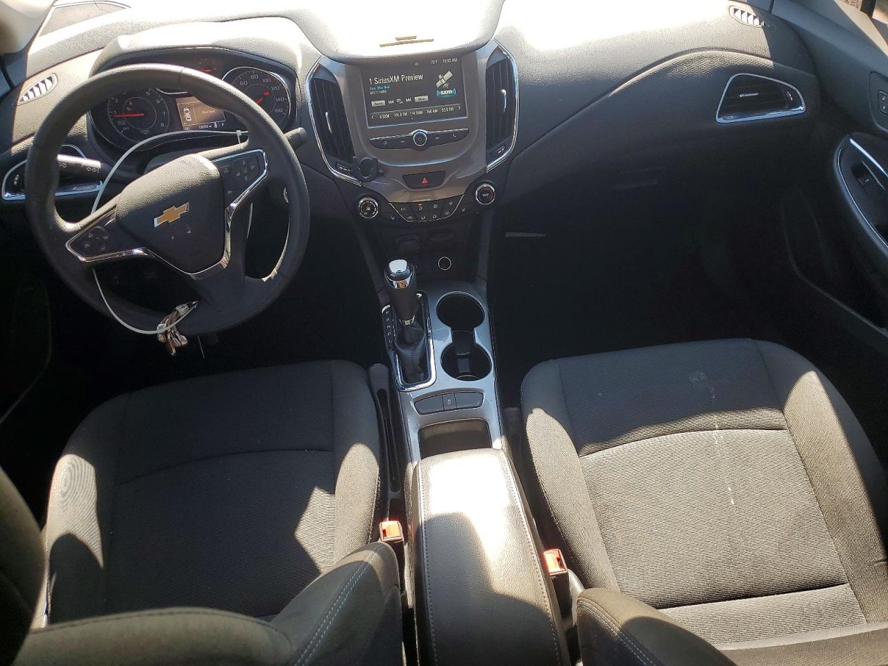 2017 CHEVROLET CRUZE LT photo 22