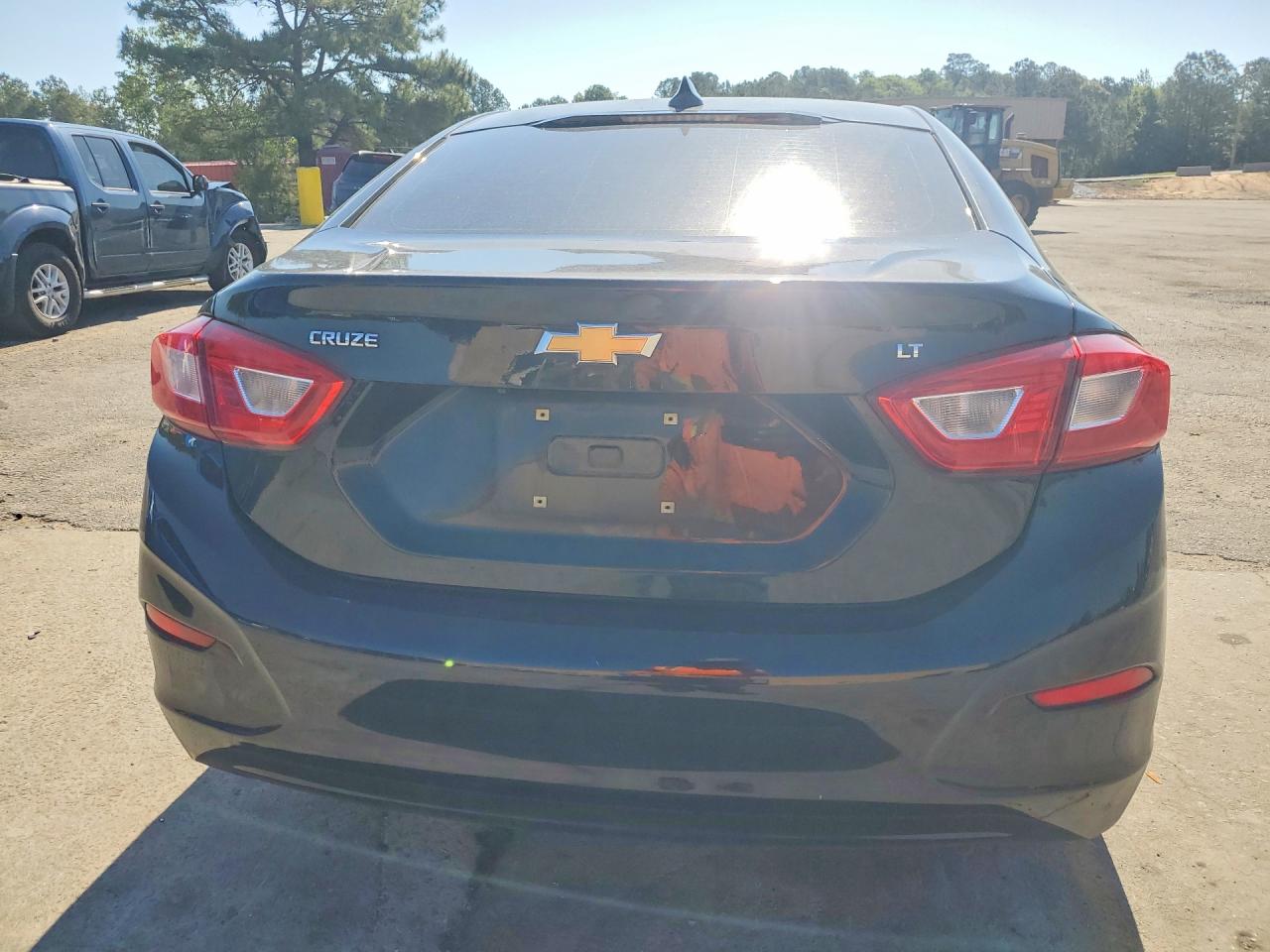 2017 CHEVROLET CRUZE LT photo 16