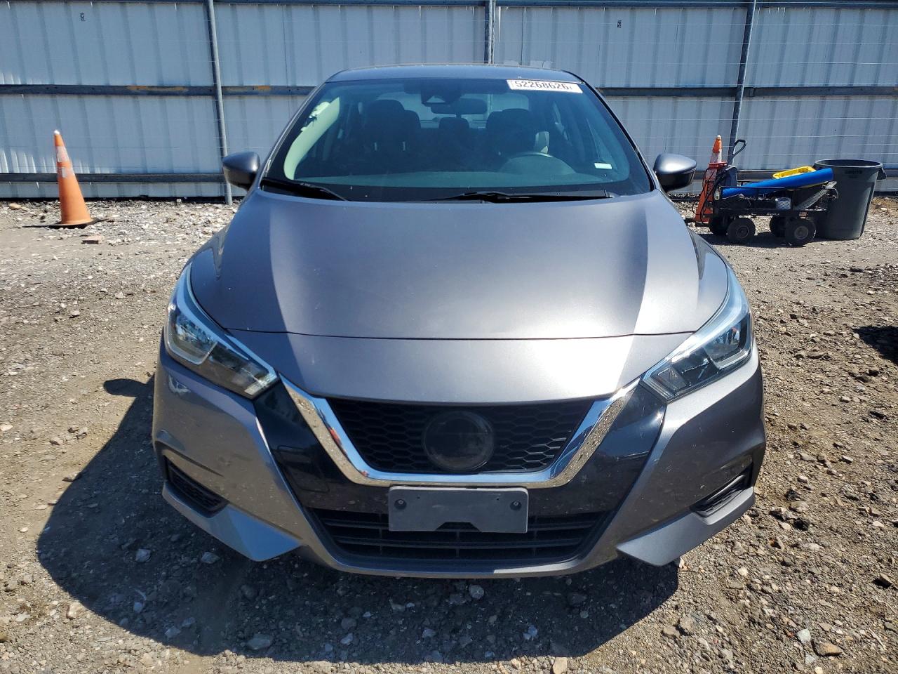 2021 NISSAN VERSA SV photo 9