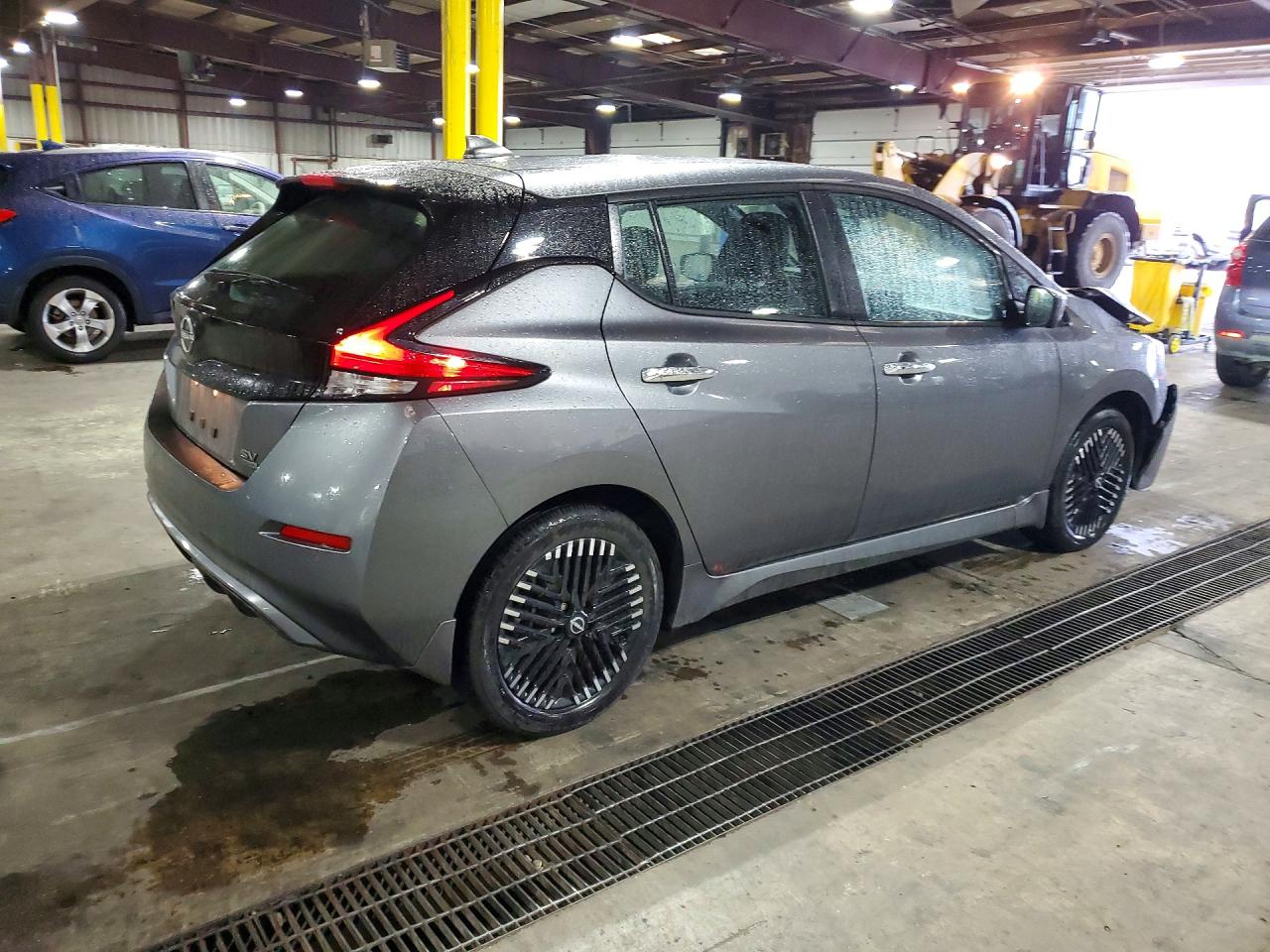 2025 NISSAN LEAF SV PLUS photo 5