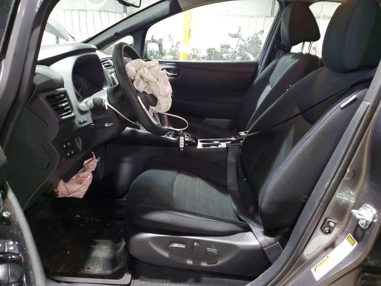 2025 NISSAN LEAF SV PLUS photo 13