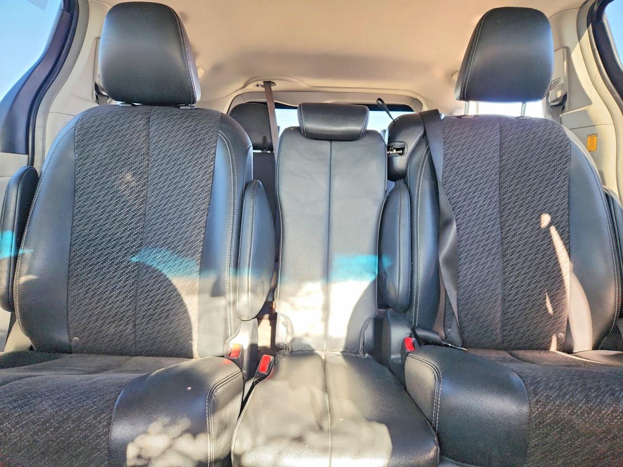 2013 TOYOTA SIENNA SPORT photo 10