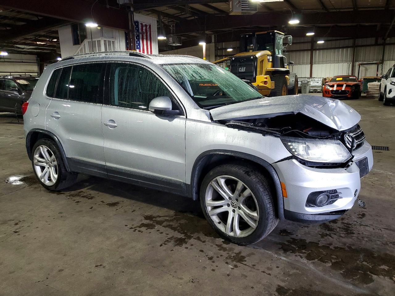 2012 VOLKSWAGEN TIGUAN S photo 4