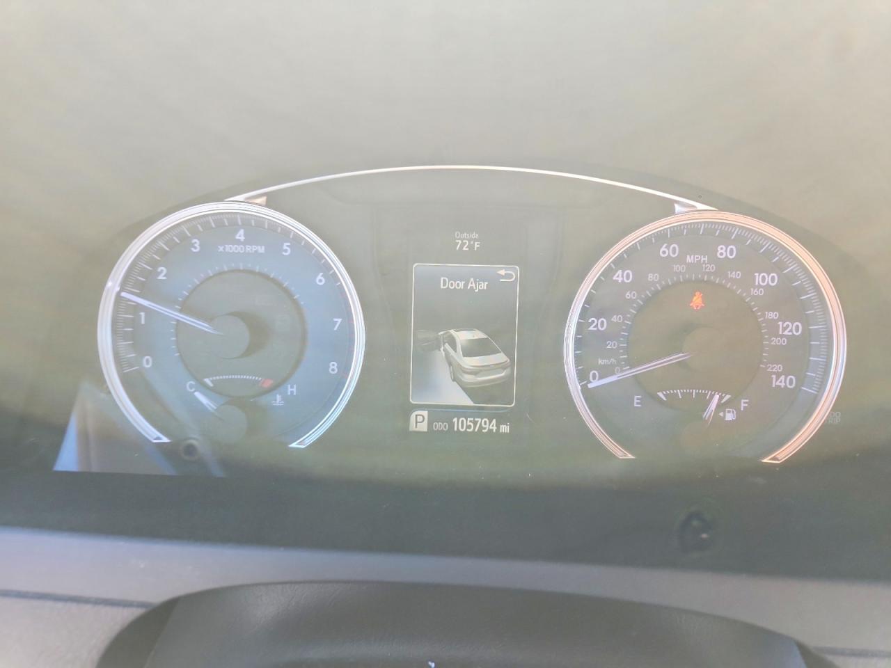 2017 TOYOTA CAMRY LE photo 9