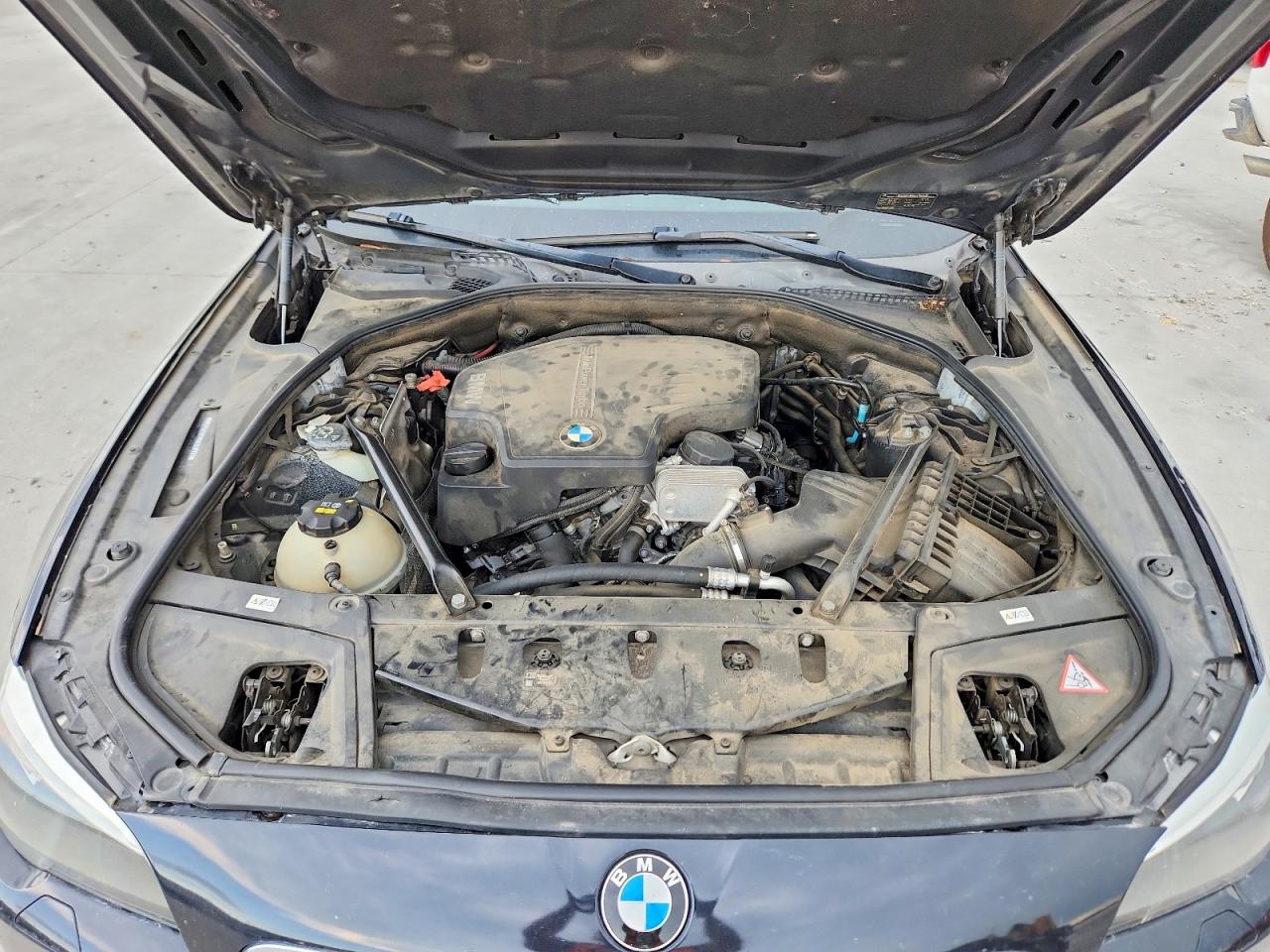2016 BMW 528 I photo 21