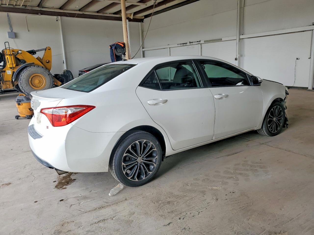 2014 TOYOTA COROLLA S PLUS photo 3