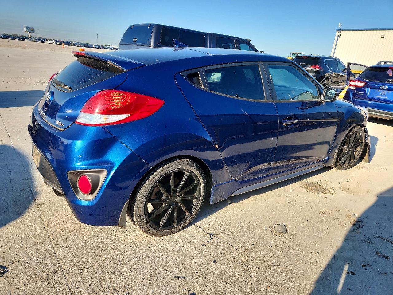 2016 HYUNDAI VELOSTER TURBO photo 5