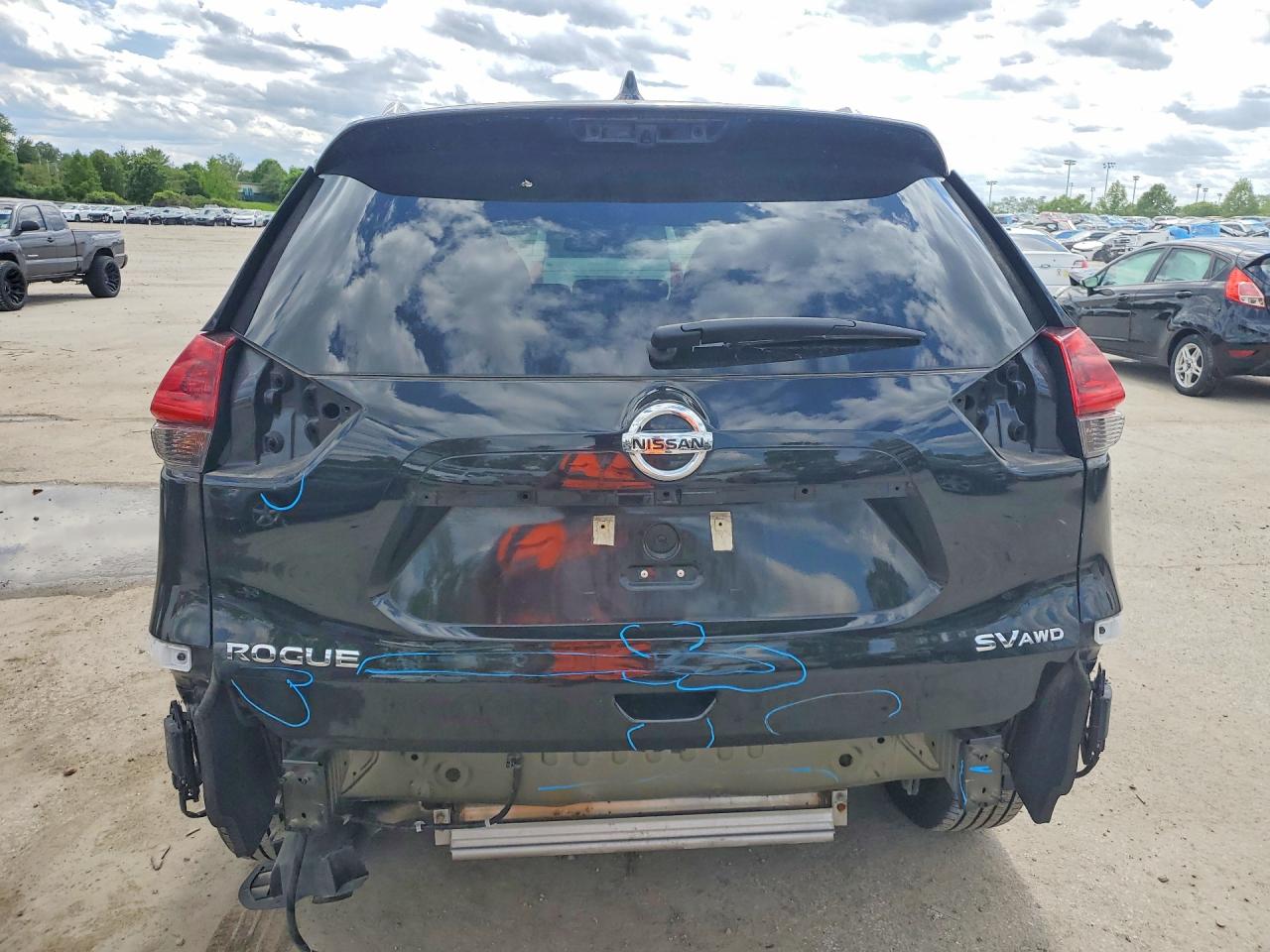 2019 NISSAN ROGUE SV photo 11