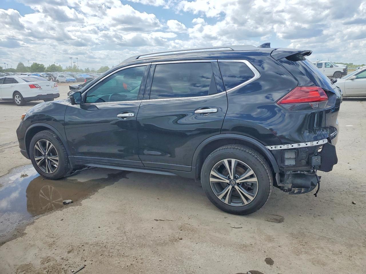 2019 NISSAN ROGUE SV photo 3