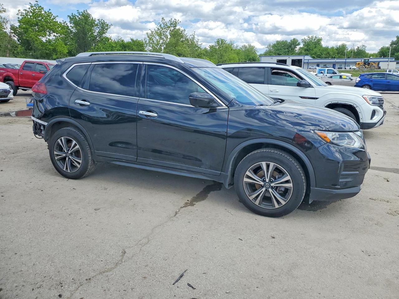 2019 NISSAN ROGUE SV photo 7